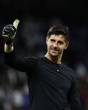 罗马诺：库尔图瓦已经伤愈，将首发出战阿森纳