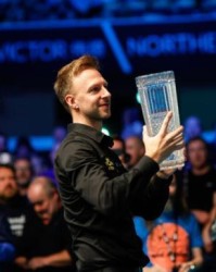 伟德体育bevictor-20连胜+排名赛三连冠 这样的特鲁姆普谁能挡？！