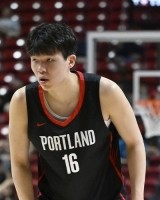 夏普：杨瀚森有成为高水平球员的潜力 他的身高&amp;球商都能帮助球队